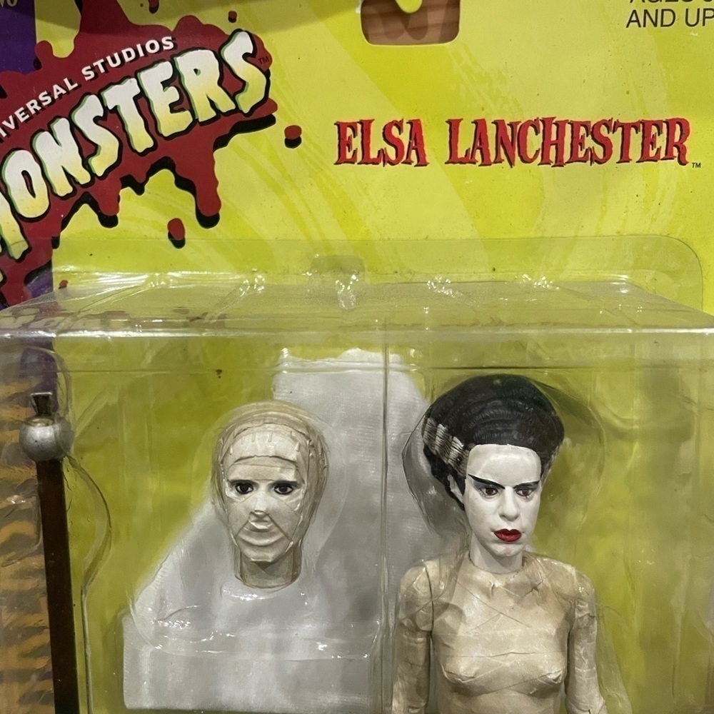 Universal Monster Bride Of Frankenstien - Picture 2 of 4